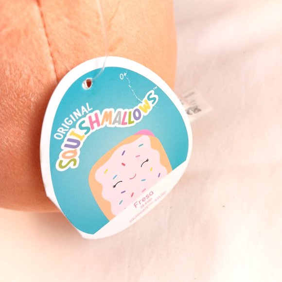NWT 8" - Fresa the Pastry Foodie Squishmallow - Picture 8 of 9
